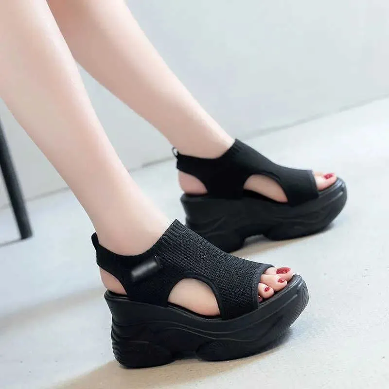 블랙 스트레치 패브릭 플랫폼 Heighten Shoes9CM 패션 할로우 아웃 들여다 발가락 웨지 검투사 샌들 레트로 캐주얼 여성 신발 210624