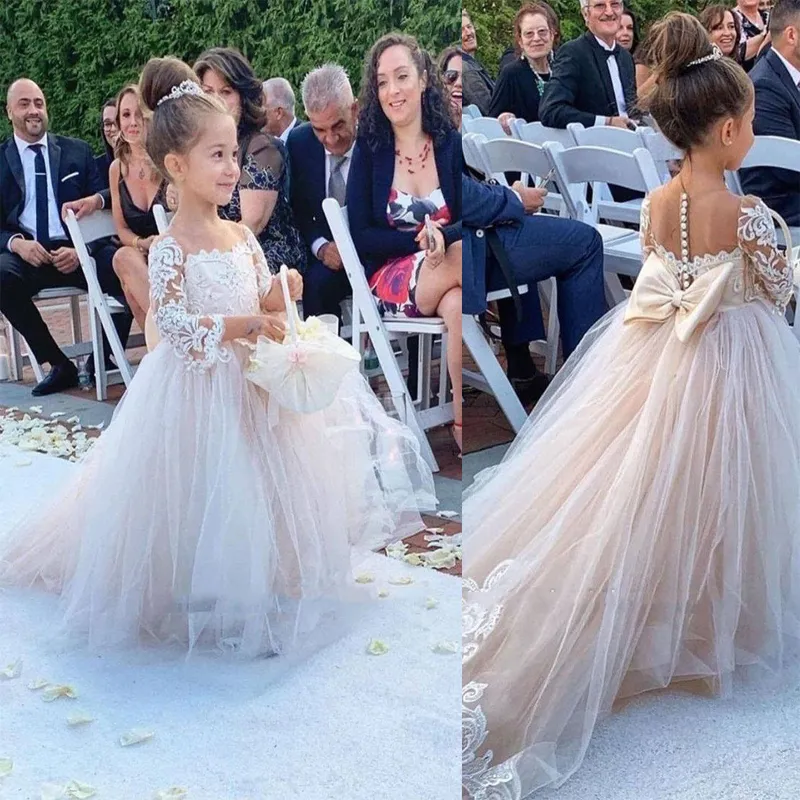 Auf Lager !Schöne Spitze Blumenmädchenkleider Ballkleider Kinder Erstkommunion Kleid Prinzessin Hochzeit Festzug Kleid mit vollen Ärmeln