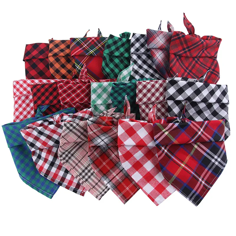 Décoration de Noël Pet Triangle Écharpe Chiot Coton Echarpes Bavoir Grille Chien Bandana Petit Moyen Grand Chiens Bavoirs Cadeaux De Noël BH5285 WLY