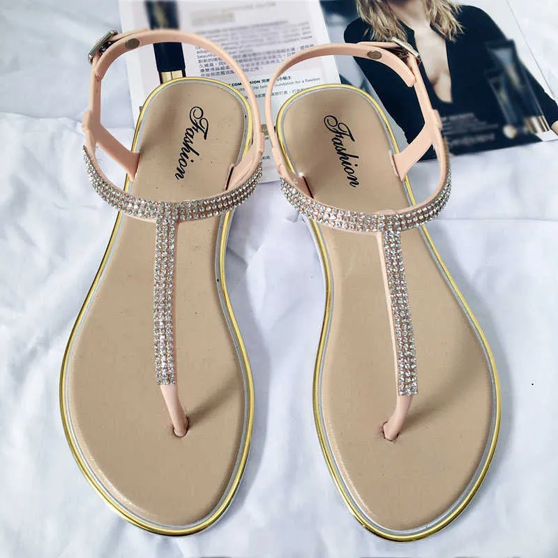 Nowe Damskie Płaskie Sandały Rhinestone Klip T-Typ Moda Casual Buty Kobiety Klamry Sandały Plażowe Panie Damskie Buty Kobieta Summer Y0608