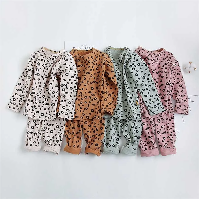 Primavera Autunno Autunno Bambini Pigiama Set 18m-8 anni Bambini Bambini Stampa Bambini Leopardo Sleepwear Lounge Abito in cotone Girls Dress da sera 211026