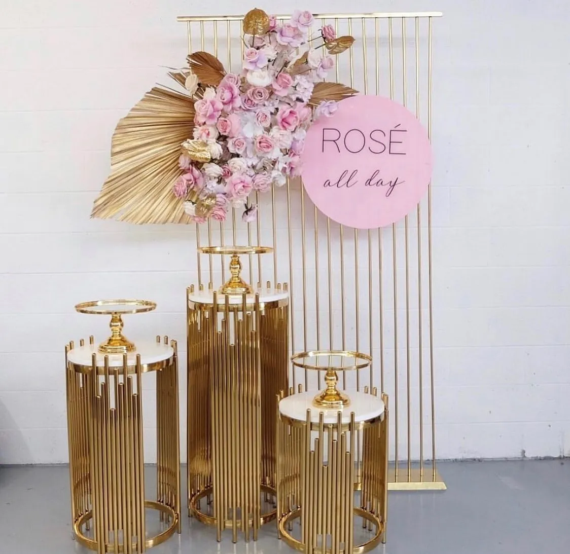 Juego De Soporte Redondo Para Tarta De Boda De Metal Blanco |Estante De  Exhibición De Flores Para Eventos Oro, SENYU605 De 732,76 € | DHgate, image size:1124x1093