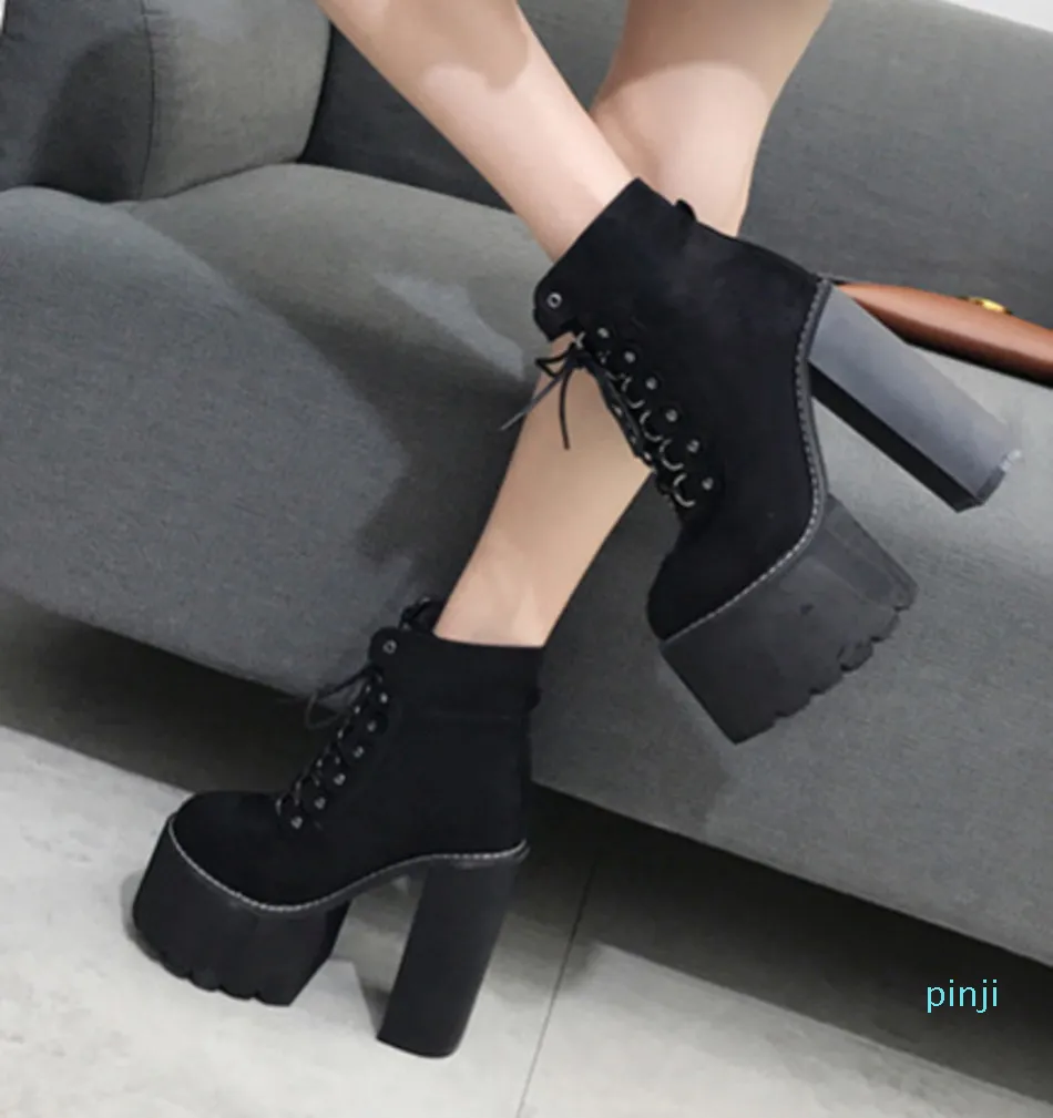 Stivali Corti Con Lacci Alti Hentian Con Plateau Classico Antiscivolo Con Tacco Spesso E Fondo Da Donna Da 141 65 DHgate