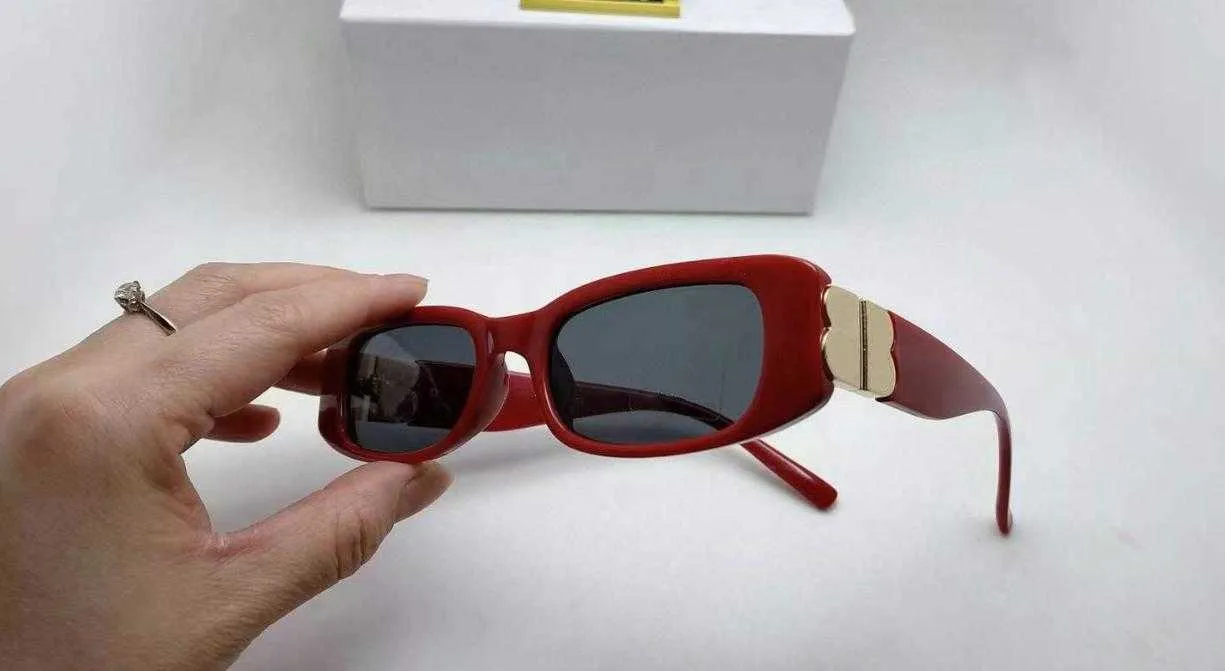 Luxury 0096 Sunglasses Fashion Women Brand Deisnger Full Frame UV400 Lens Summer Style Big Square Top Quality Come With Case