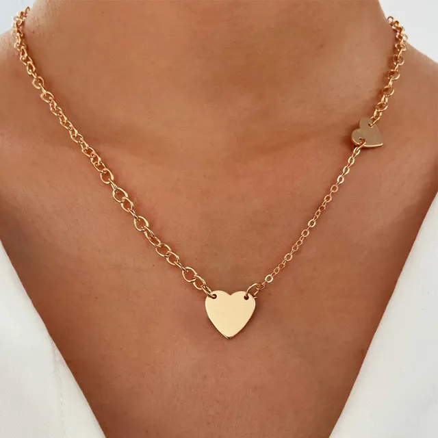 Rétro Simple collier court pour les femmes amour pendentif clavicule chaînes Vintage mode métal tour de cou bijoux cadeau mariage