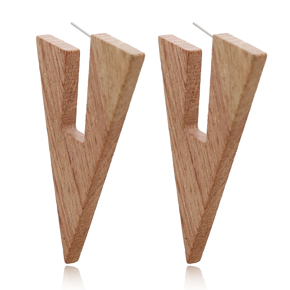 女性ジュエリーギフトのための木製の幾何学的な三角形のビンテージロングドロップの刻み目のイヤリング