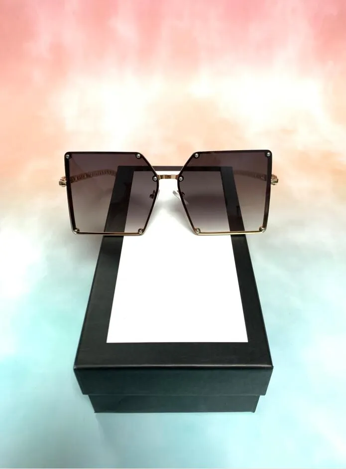 Polarized UV400 Protection Square Sunglasses for Men and  display picture 1
