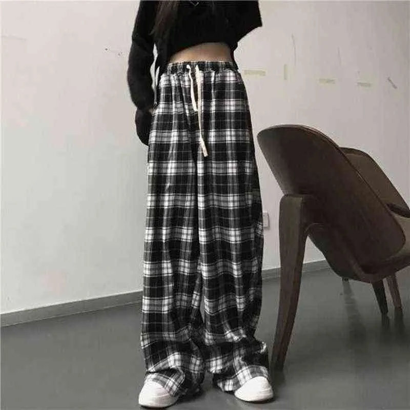 Houzhou Harajuku Oversize Plaid Broek Vrouwen Koreaanse Mode Zwart Wit Gecontroleerde Broek voor Vrouwelijke Herfst Wide Been Sweatbrood 211124