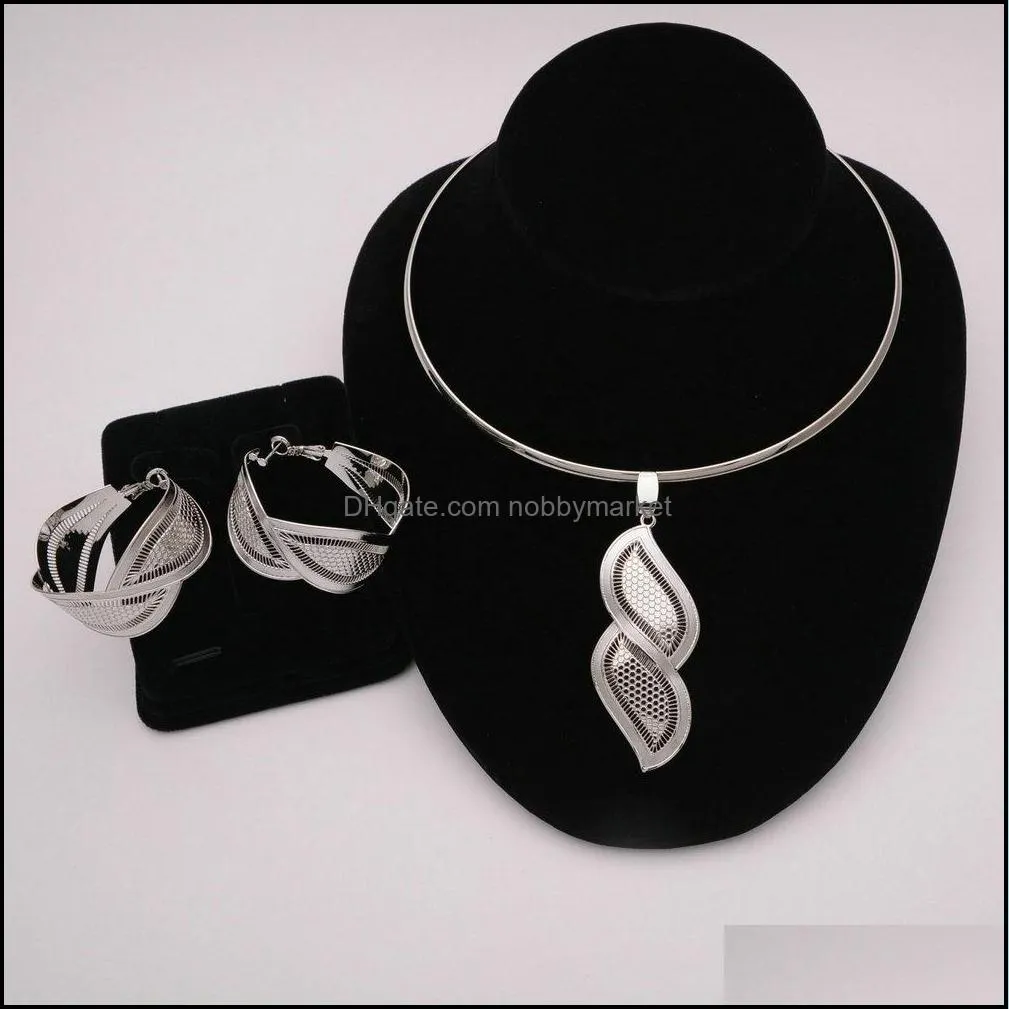 Dubai women`s sier plated large Pendant Necklace, Nigerian wedding, African set, bride jewelry set