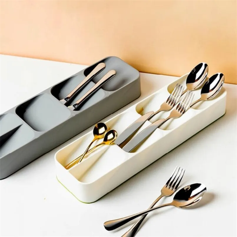 Cutlery Storage Tray Knife Block Holder Tableware Organizer Spoon Fork Separation Box Kitchen Drawer Plastic Container Cabinet 211110