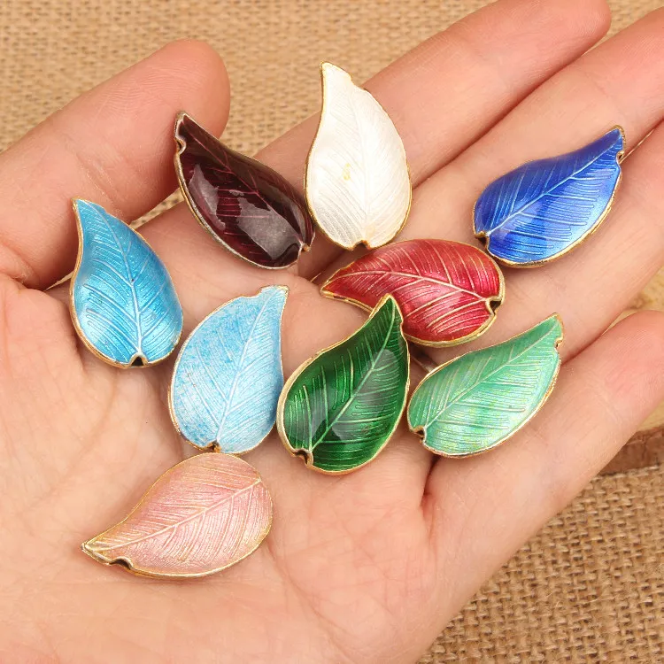 Handcrafts cloisonne email Tree Leaf losse kralen Filigraan kralenaccessoires Diy sieraden maken hangers ketting oorbellen armbanden 10 stks