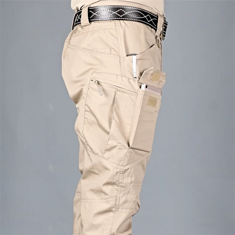 pantaloni cargo da uomo Pantaloni sportivi tattici da esterno multitasche esercito militare plus size Pantaloni da trekking elastici ad asciugatura rapida impermeabili 210715