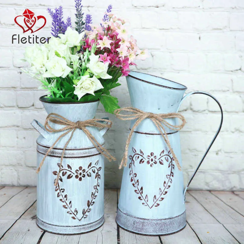 Vaso da fiori rustico in metallo con vasi a forma di brocca vintage chic a forma di cuore, porta lattine country per la decorazione domestica, decorazione del soggiorno 210623