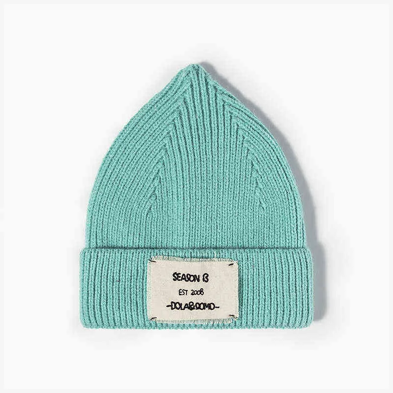 Unisex multicolor höst vinter beanie hatt män grundläggande dagliga mössa kvinnor brev mjuk spetsad ull stickad hatt streetwear cap y21111