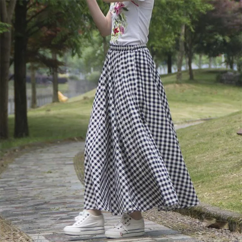 Black and white deals plaid skirt cotton