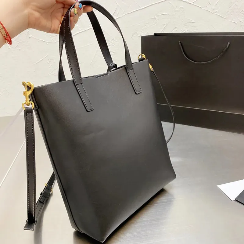 2021 female designer handbags top leather black shopping shoulder bags large capacity luxurious totes bag special sale high quality women wallet