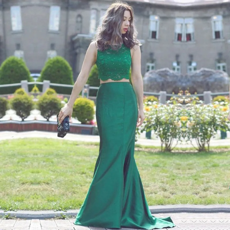 2021 Två bitar Mermaid Prom Klänningar Ärmlös Toppar Lace Beaded Green Long Formal Afton Gowns Bridesmaid Dress Special Occasion Wear