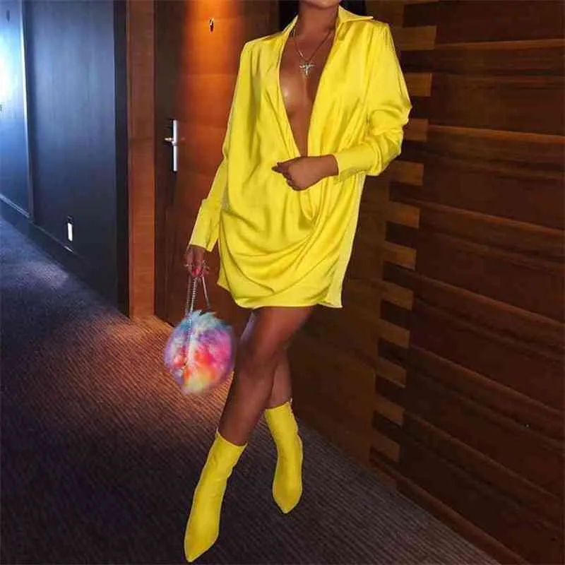 OMSJ Mode Dames Club Tenues Robes de tempérament coupe basse Jaune Manches longues Revers Sexy Pull Taille Haute Robes 210517