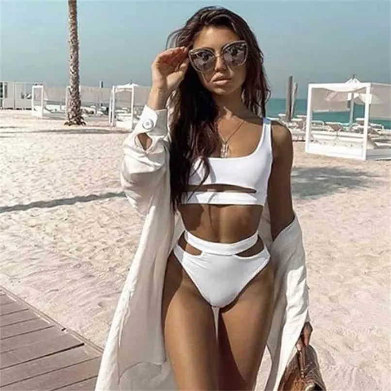 Bikini bianco di alta qualità Bikini in vita Vendita Reggiseno imbottito Scava fuori Costume da bagno sexy Costumi da bagno donna Costume da bagno donna 210702