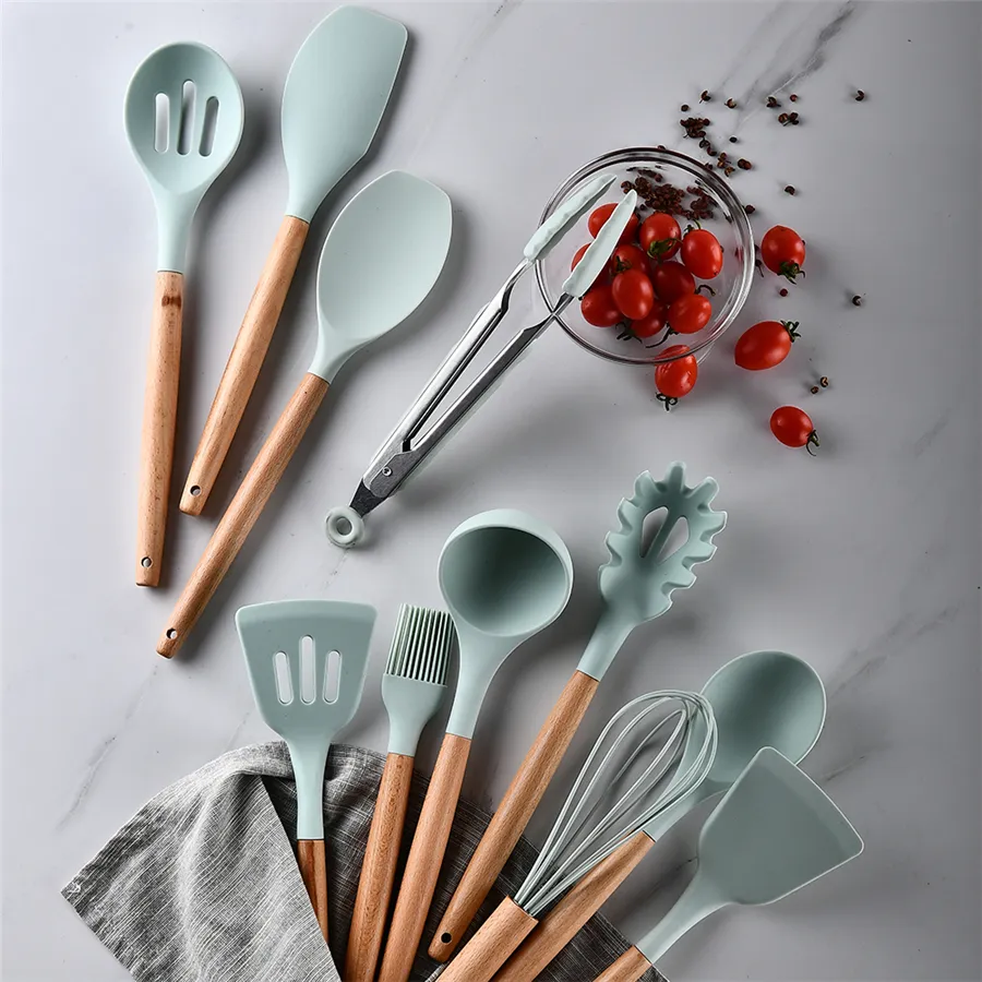 12 pezzi / set utensili da cucina in silicone manici in legno pinze non tossiche spatola cucchiaio gadget da cucina pentole antiaderenti EEB5989