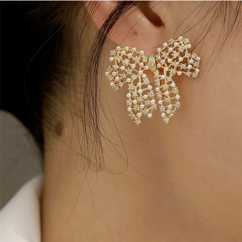 Korean fashion luxury 18k gold-plated pearl butterfly Stud earrings jewelry temperament women micro-inlaid zircon s925 silver needle earrings