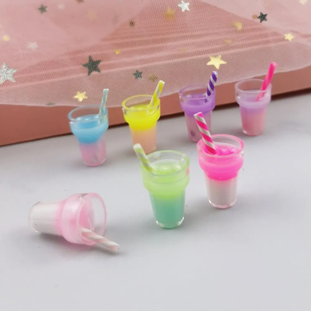 10 pièces boisson résine breloques coloré Milkshake bouteille en plastique pendentifs pour bijoux bricolage à la main boucles d'oreilles Bracelet collier décor