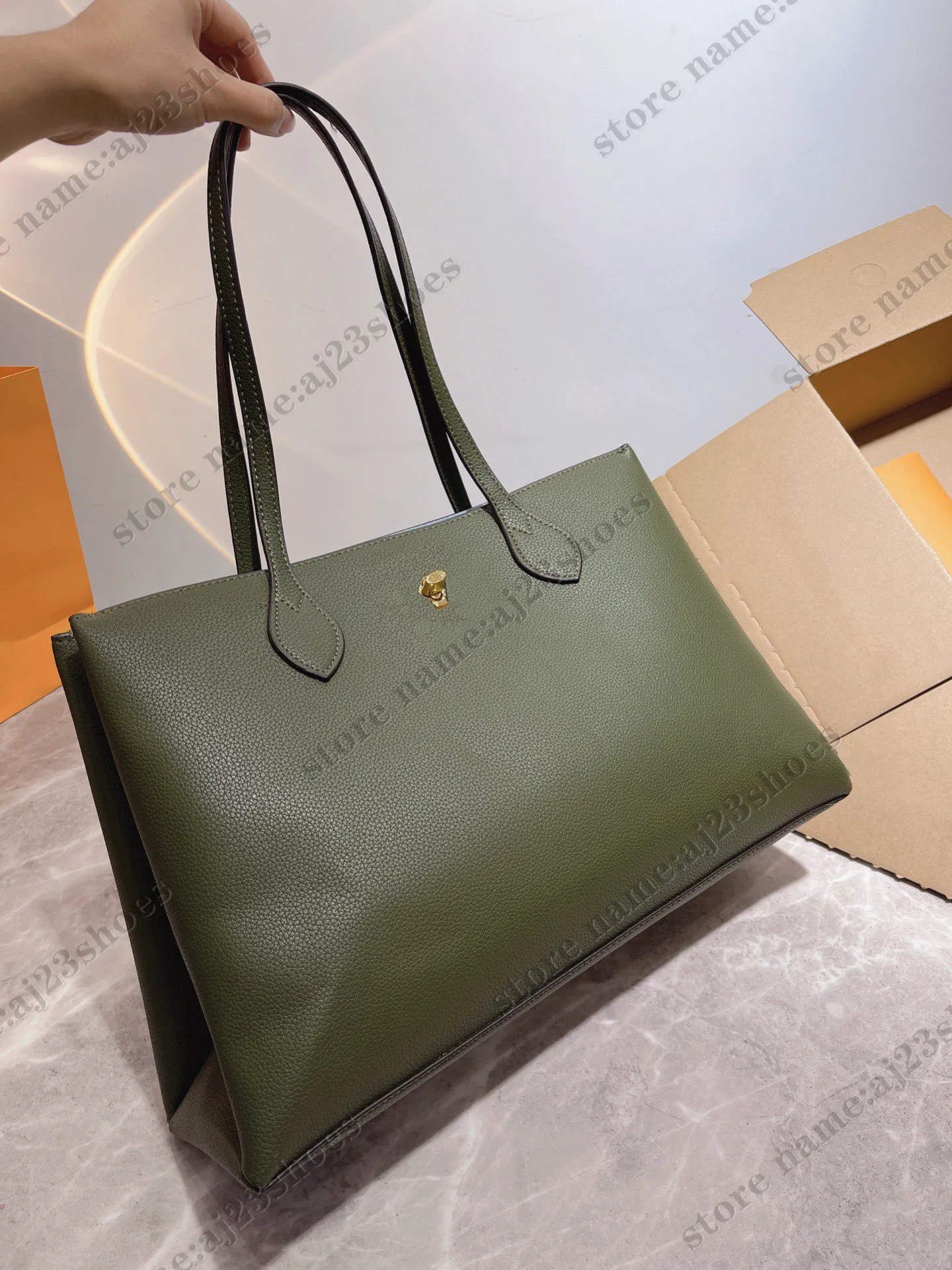 Lockme shopper 2025 bag