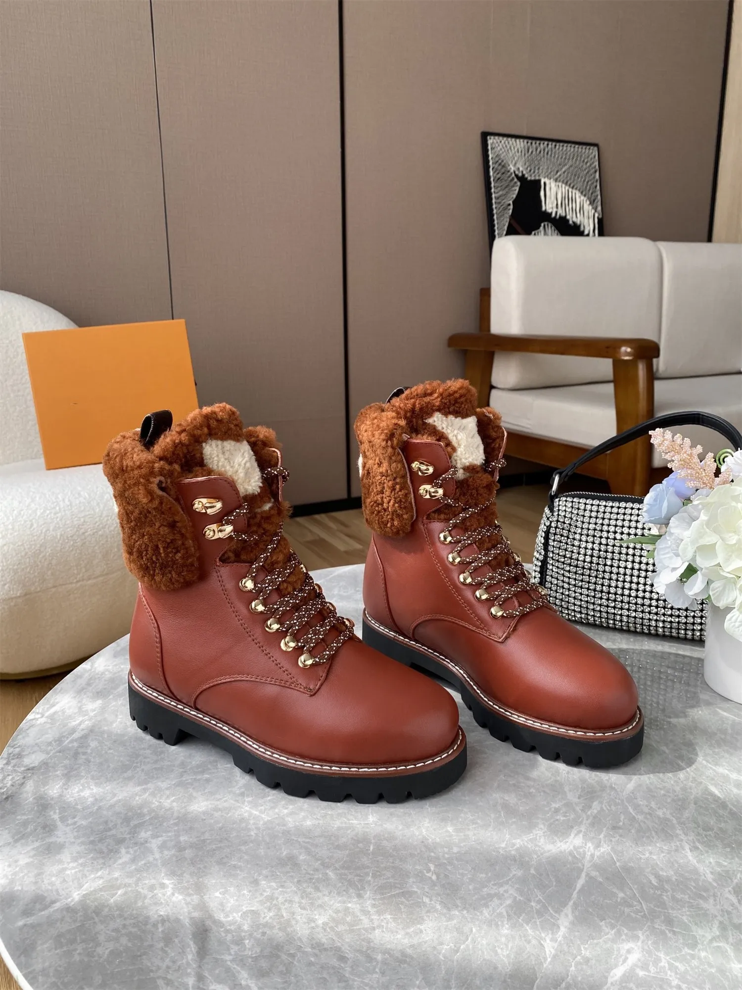 nuovo arrivato donna inverno breve peluche martin stivali femal piatto onda tacco scarpe corte casuali taglia 35-41