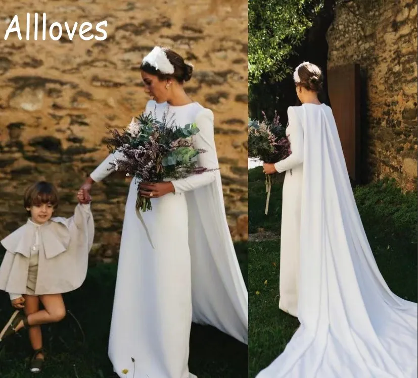 2022 Modeste Gaine Robe De Mariée Avec Cape Élégant Satin Simple Boho Jardin Robes De Mariée Jewel Neck Manches Longues Mariage Réception Robe Robes de Mari￩e CL0070