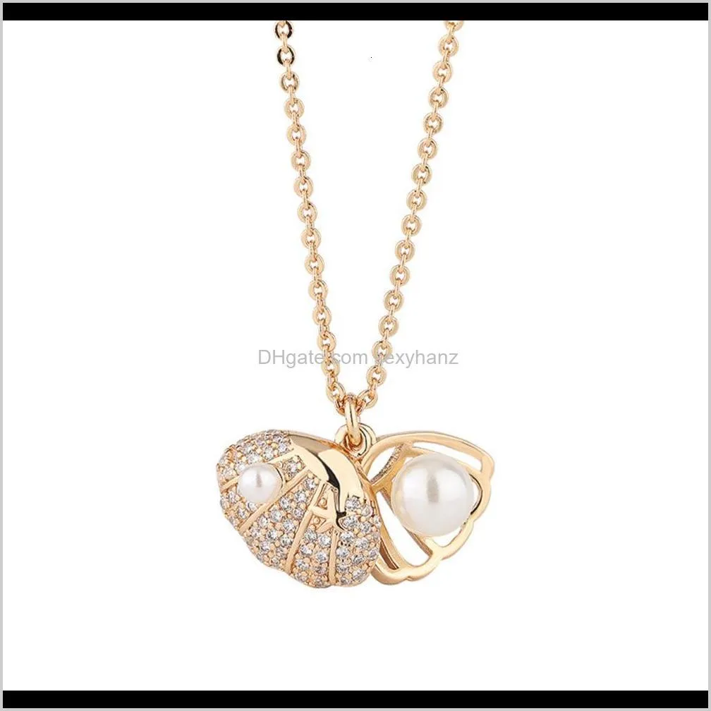 pendants singapore chomel shell pearl necklace women`s  and hollow out high-grade feeling light luxury versatile clavicle chain