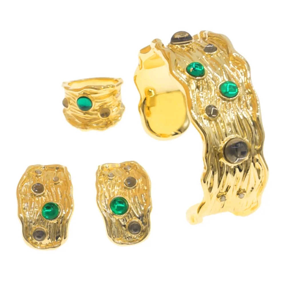 Yulaili Bracciale Orecchino Anello Rumeno Set di gioielli in stile oro Commercio all'ingrosso di strass di lusso Donne squisite Nuovi set di gioielli B0121
