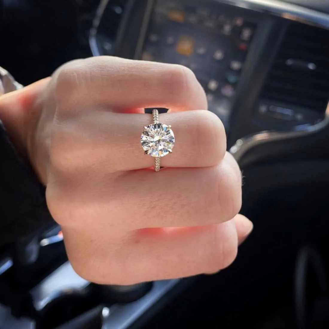 Anelli eterni in argento sterling 925 con diamanti simulati rotondi Anelli di fidanzamento con pietre preziose per matrimoni per gioielli da donna Y0723236g