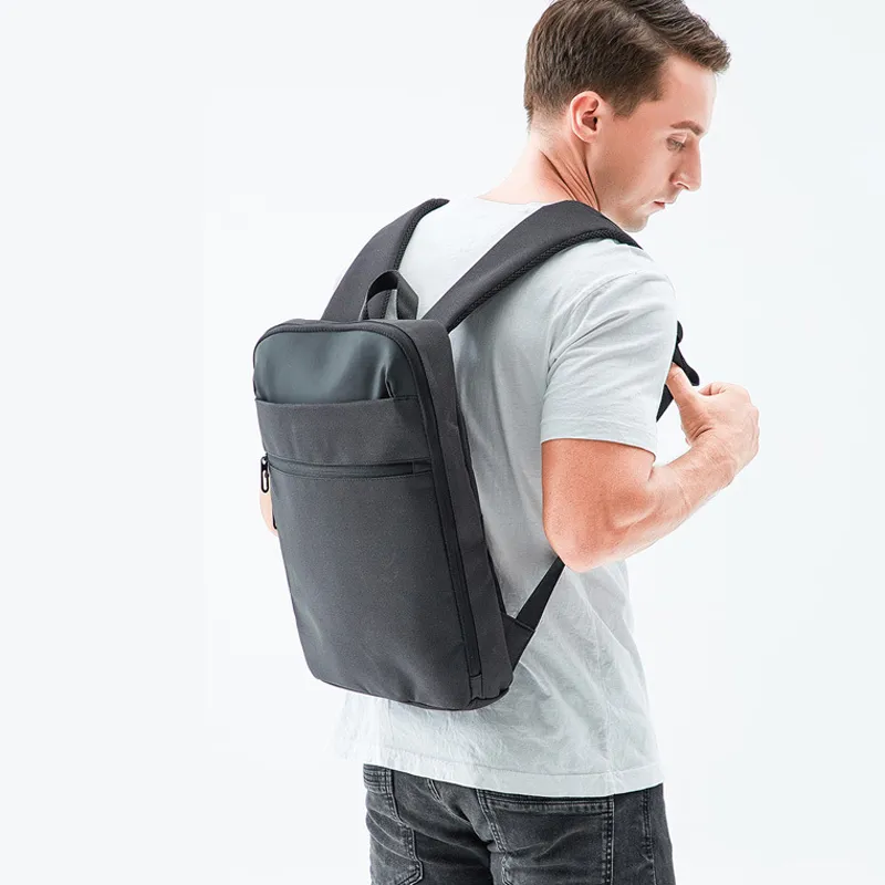Mężczyźni Ultralight Slim Moda Laptop Prackarz Plecak Cienkie Biznesowe Torby Podróżne