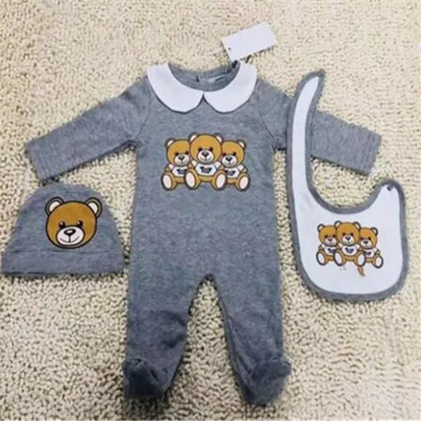 Designer söta nyfödda kläder spädbarn pojkar trycker björn romper baby flicka jumpsuit +haklappar +cap outfits set 0-18 månad