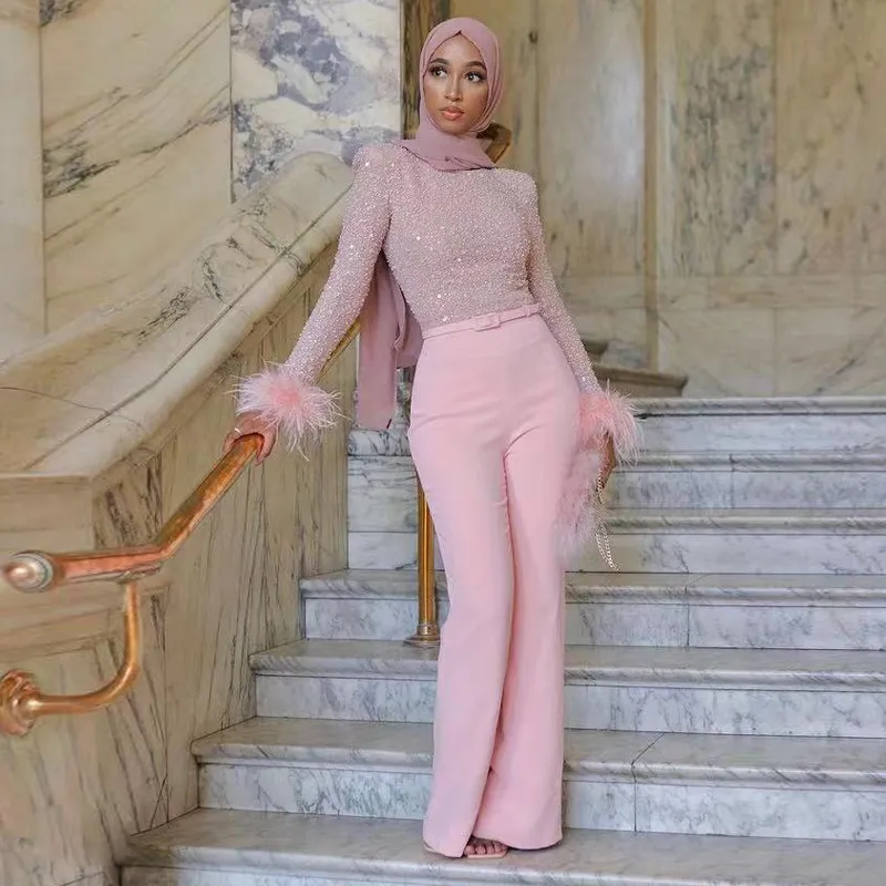 Luxury Muslim Light Pink Jumpsuit Evening Dresses Beaded Crystals Pearls Sequins Top Feather Long Sleeves Arabic Dubai Bride Women Formal Party Gowns