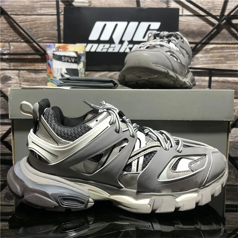 Оптовая торговля 2023 папа папа мужской и женский дизайнер панель Triple S Air Cushion Outdoor Sports Shoes