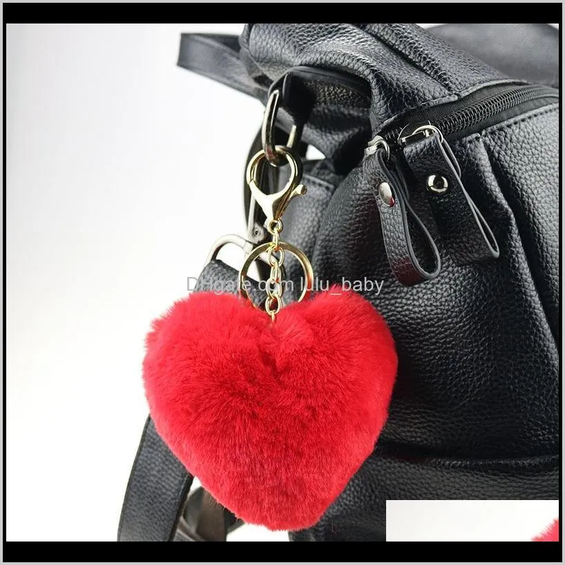 New Arrival Fashion Heart Shape Imitation Rabbit Fur Ball Key Chain Ball Mobile Phone Keychain Car Women Bag Pendant Keychain577 Q2