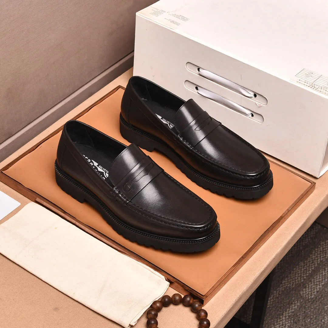 Men's Dress Shoes Fashion Groom Wedding Shoes Brand Party Oxfords Men Genuine Leather Formal Business Casual Loafers Size 38-44