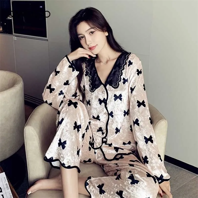 QSROCIO Women's Pajamas Set Velvet Sleepwear Cute Bow Print Lapel Homewear Casual Lace Nightwear Luxury Pyjamas Femme for Girl 211215