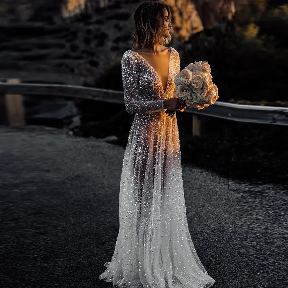 섹시한 환상 Boho 웨딩 드레스 A- 라인 v- 넥 슬리브 웨딩 드레스 뒷면이없는 해변 신부 가운 스팽글 구슬 해변 2021250h
