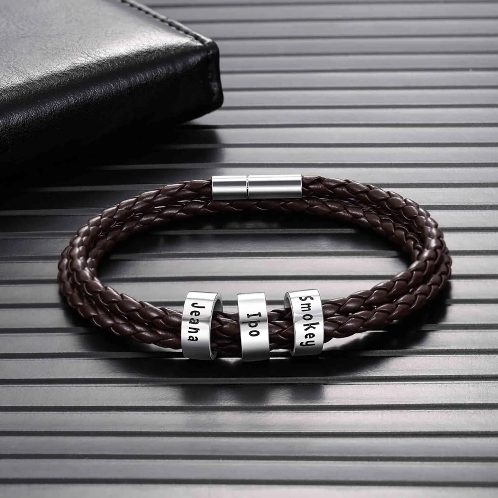 Amazon.com: RDYKGOOG Adjustable Cord Bracelet for Men or Women - Waterproof  Wax Nylon Rope Bracelet (4pcs): Clothing, Shoes & Jewelry