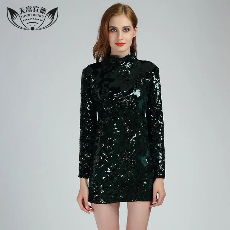 Abiti casual 2021 estate sexy manica lunga paillettes ricamo design dolcevita abito da festa donna nero colore verde fasciatura