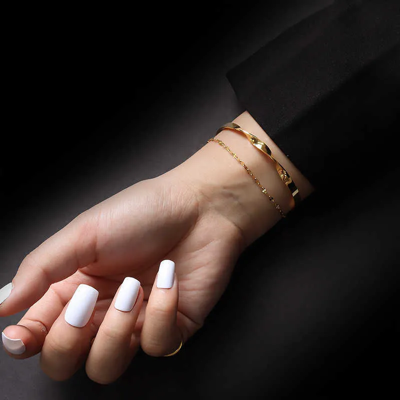 2021 Nuovi gioielli in acciaio inossidabile Doppio strato profilato Catena per labbra aperta Bracciale in oro Bracciale moda femminile Bsz204 Q0720