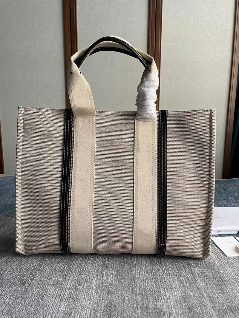 Designer-Handtasche, Woody-Einkaufstasche, große Kapazität, Segeltuch, Reisetasche, Buchstaben genäht, Rindsleder, tragbare Umhängetasche, lässige Shopping-Büro-Geldbörse