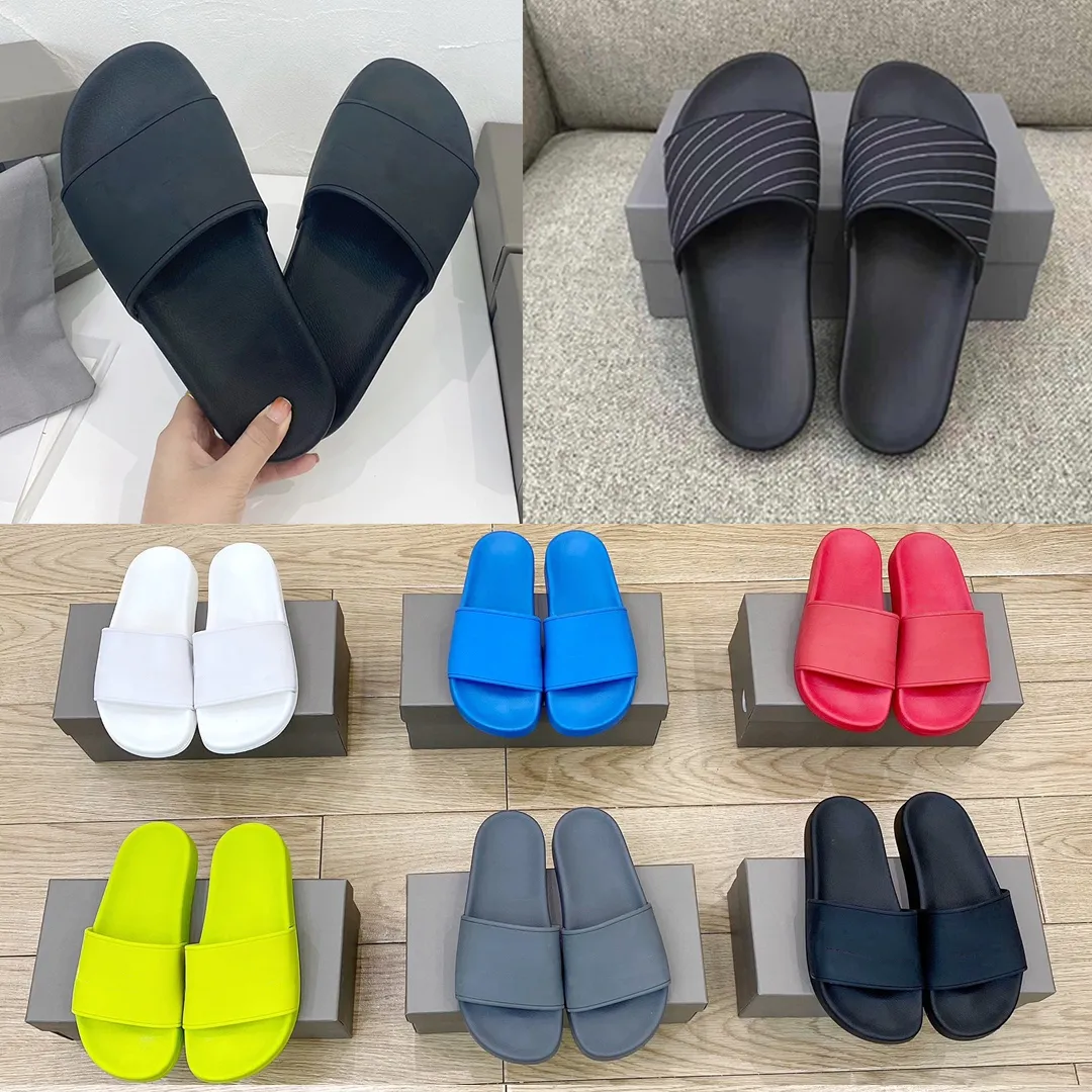 2021 SS Tofflor Herr Dam Sommar Beach Slide Sandaler Komfort Flip Flops Läder Breda Dam Chaussures Skor Med Box