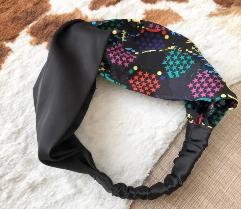 2022 Gratis designer silke elastiska turban yoga huvudband för kvinnor prickstjärna print headscarf kors sport hårband huvud halsduk headwrap gåvor