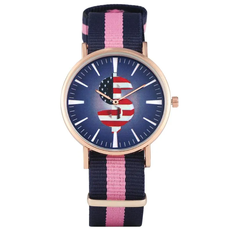 Horloges Dames Rose Golden Case Quartz Kijk Charmant Dollar Muntsymbool met Amerikaanse Vlag voor Vrouwelijke Nylon Strap