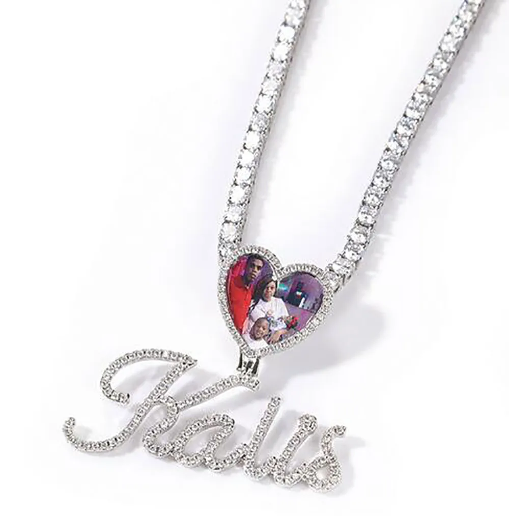 Anpassad namn A-Z Heart Cursive Letter Photo Pendant Halsband för män Kvinnor Gåvor med 24-tums repkedja