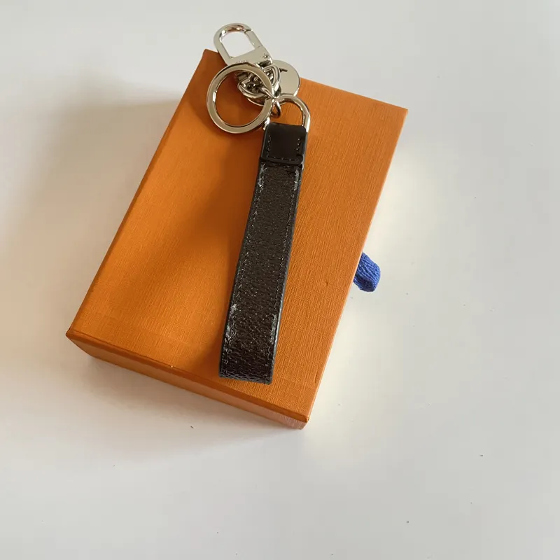 Luxury Key Rings For Men Leather Car Keychain Ring Holder In