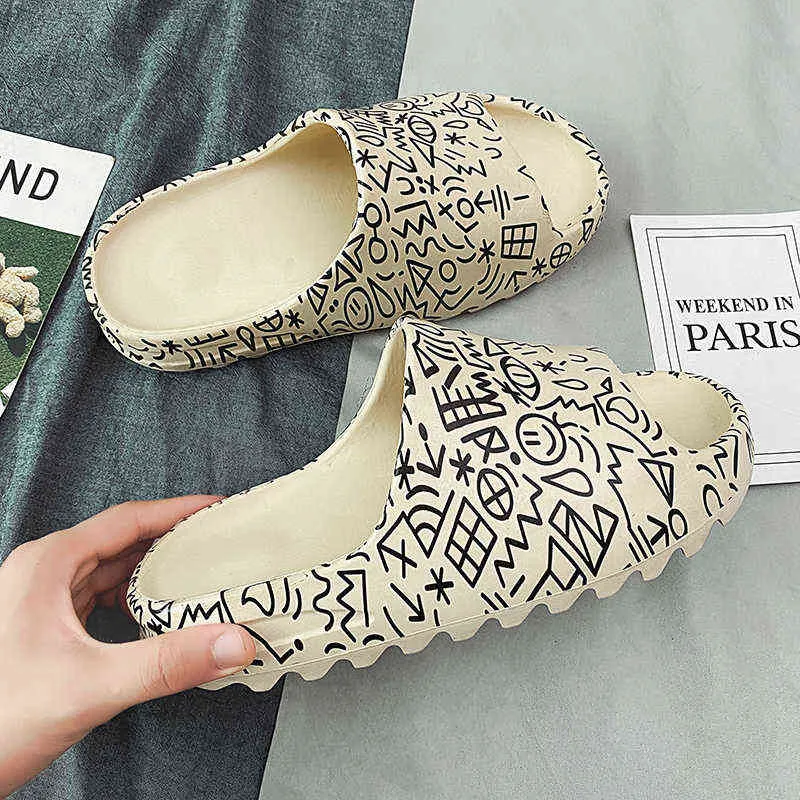 Mens designer slippers sales cheap